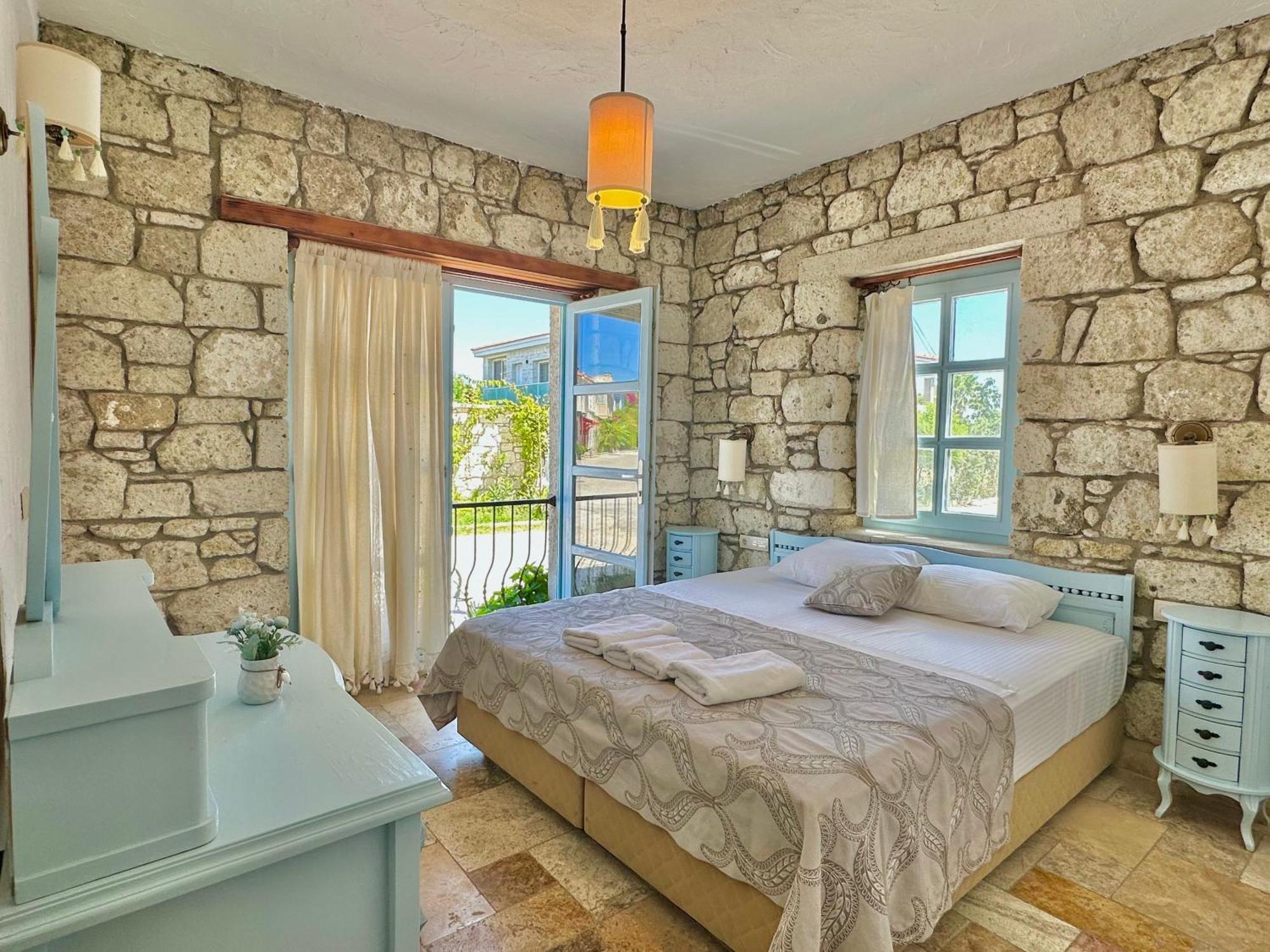 Dort Mevsim Alacati Exterior photo